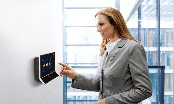 Hệ thống máy chấm công vân tay thực tế